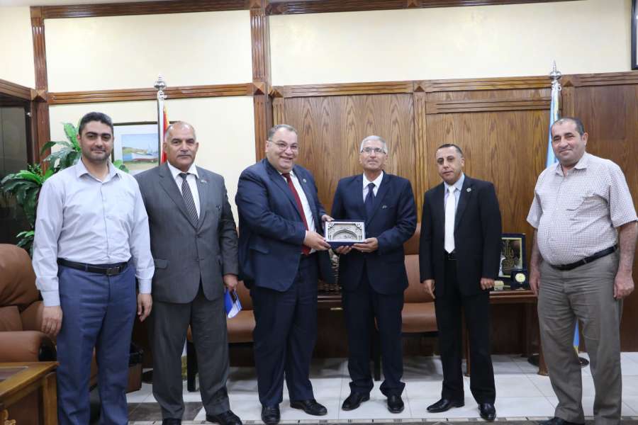 جامعة الزرقاء تعقد محاضرة بعنوان النقوش