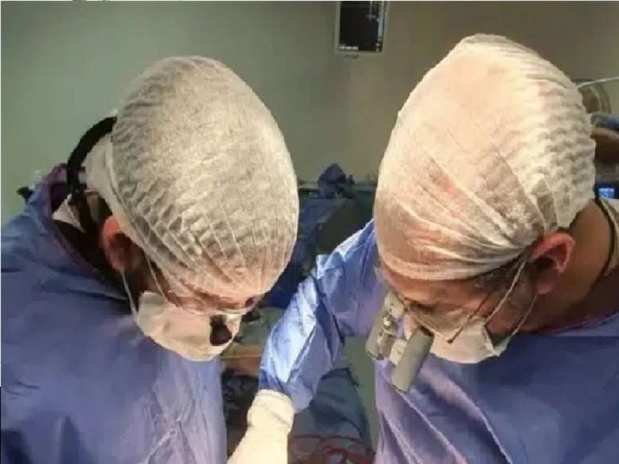 3 سنتيمترات كادت تودي بحياتها.. إنقاذ