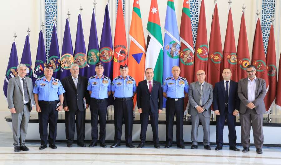 الأمن العام والأحوال المدنية يوقعان مذكرة