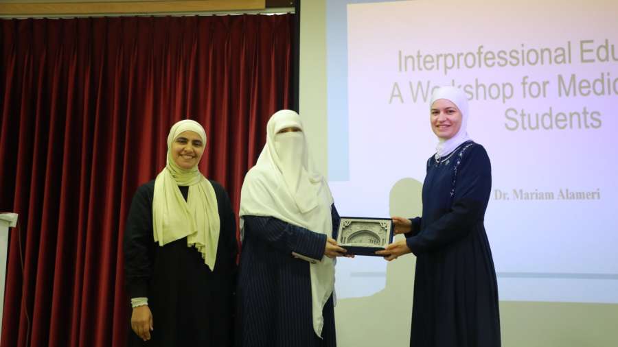 جامعة الزرقاء تنظم ورشة تفاعلية مشتركة