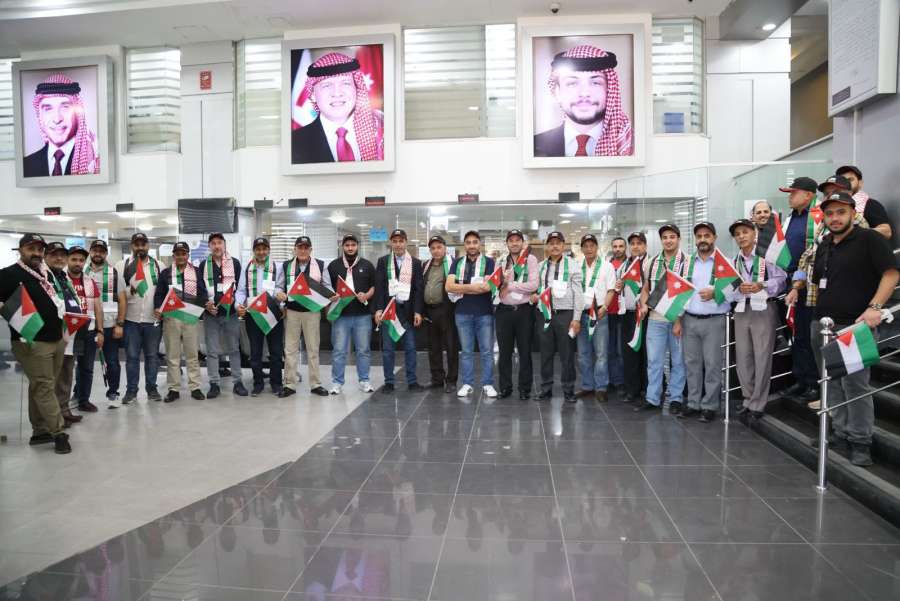 شركة الكهرباء الأردنية تهنئ الملك وولي