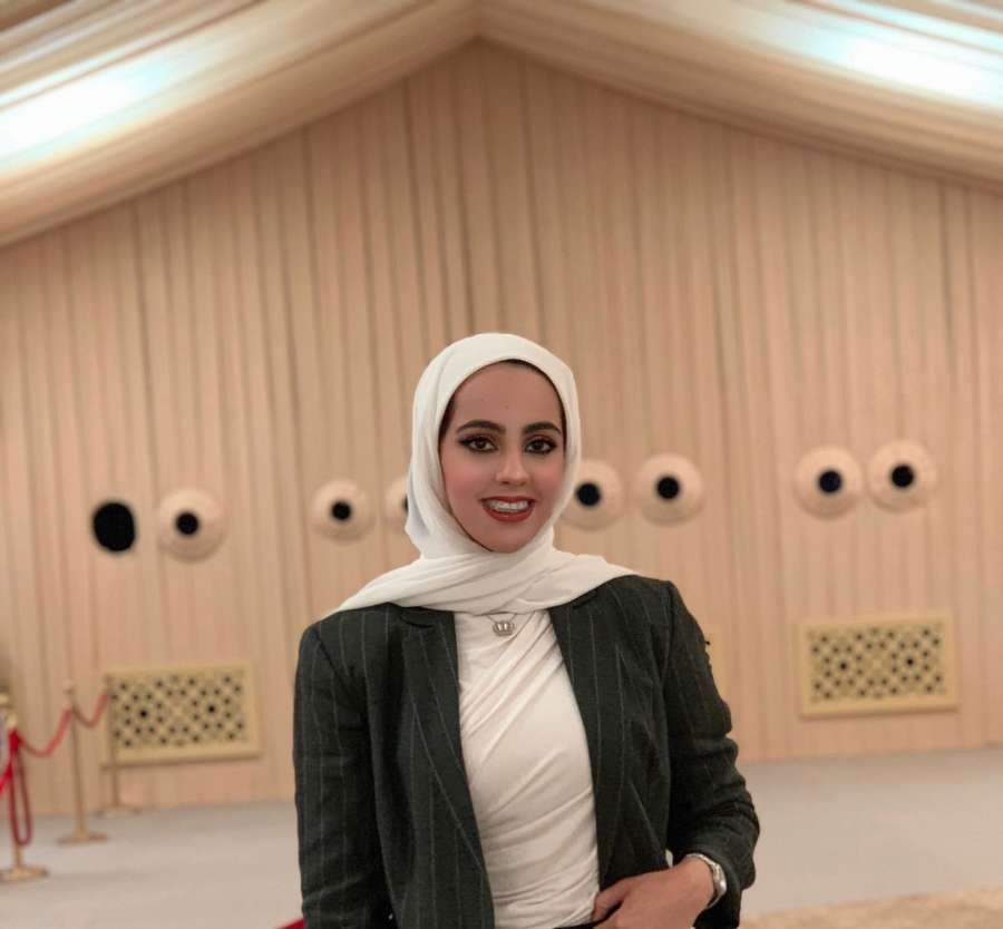 العمري تهنئ بعيد الاستقلال