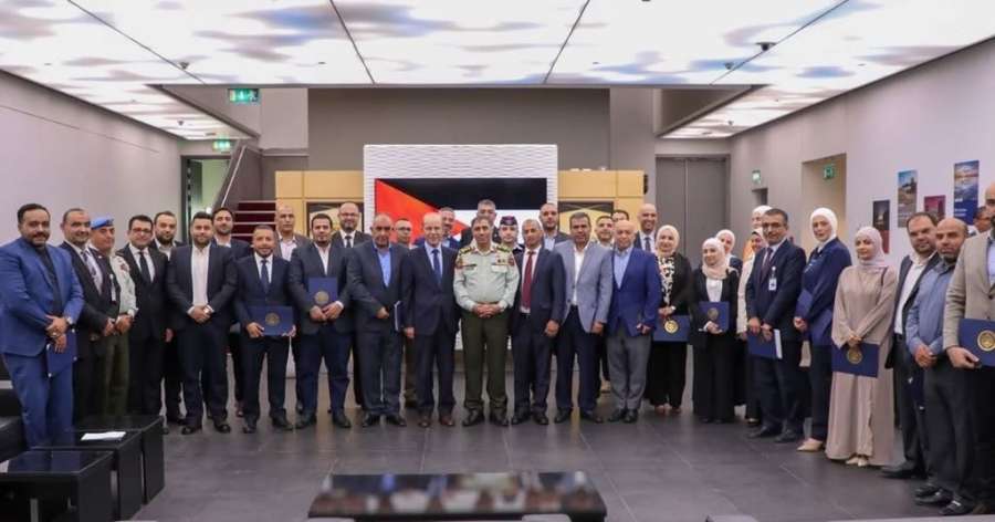 كلية الأعمال في عمان الأهلية تشارك