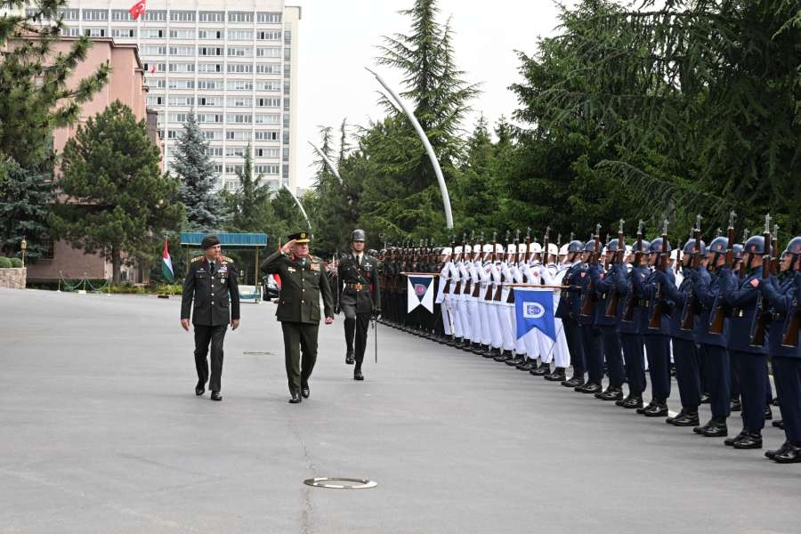 الحنيطي في تركيا (صور)