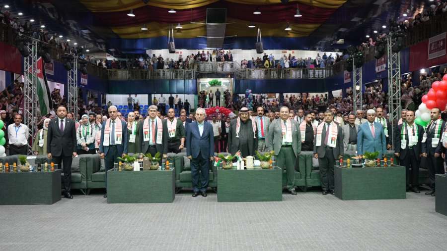 جامعة الزرقاء تحتفل بالعيد التاسع والسبعين