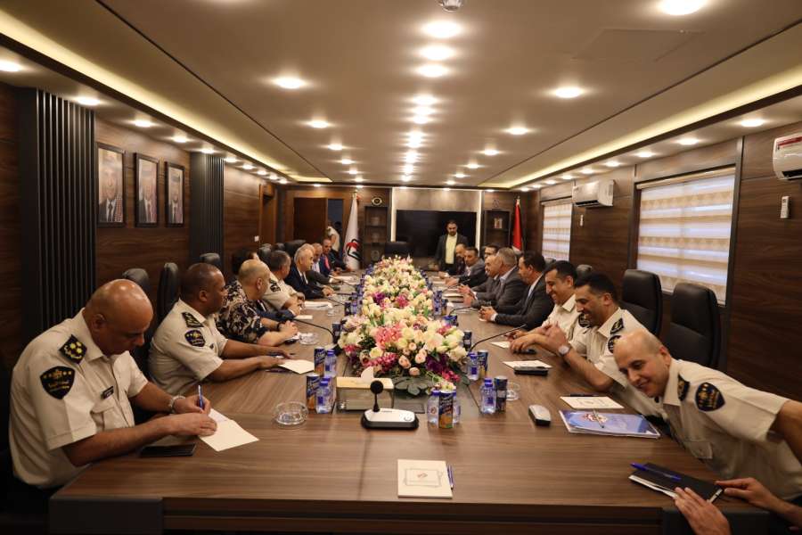 تشكيل لجنة مشتركة بين الضريبة والجمارك