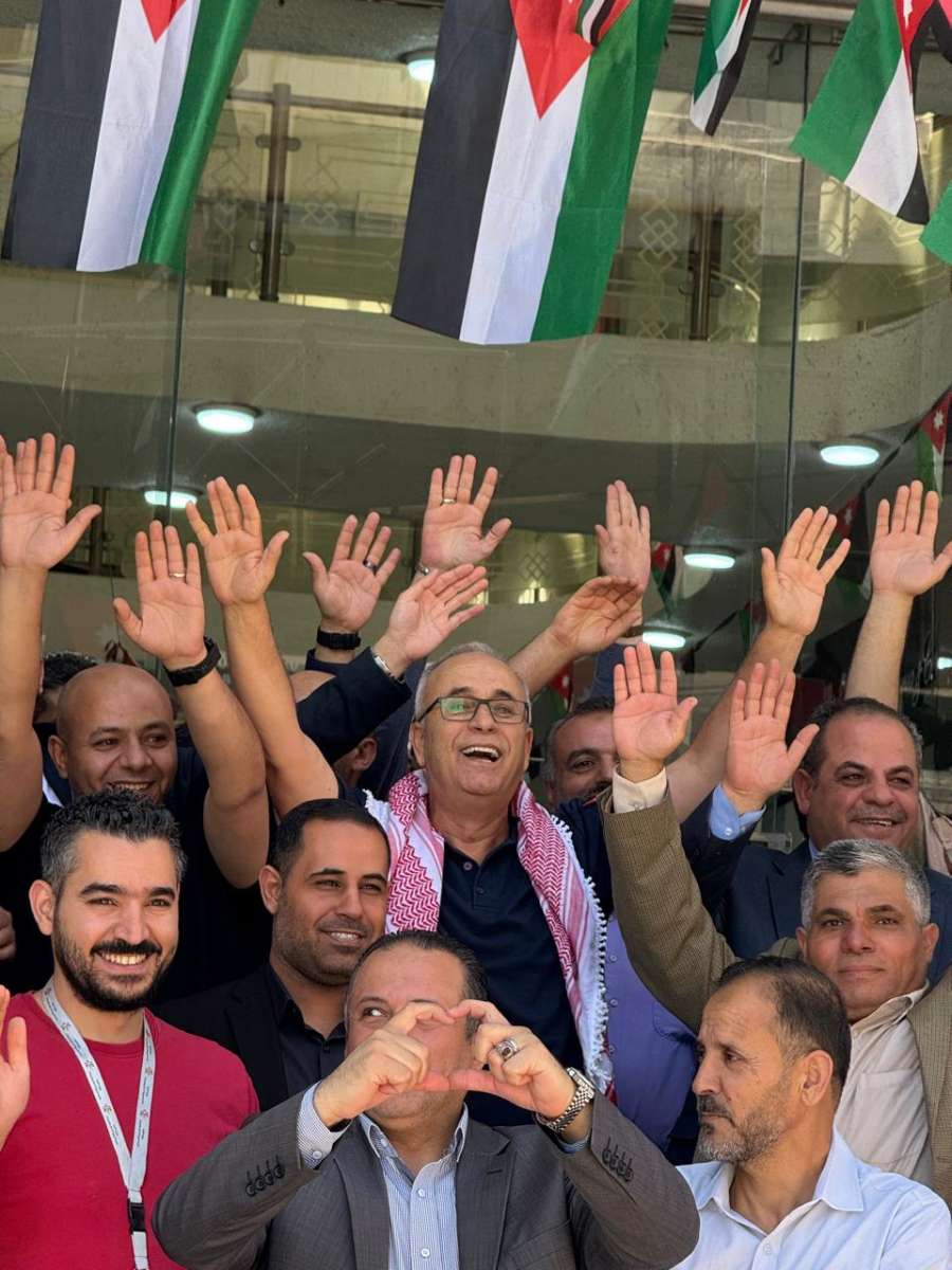 ضريبة الدخل والمبيعات تقيم احتفالا بمناسبة