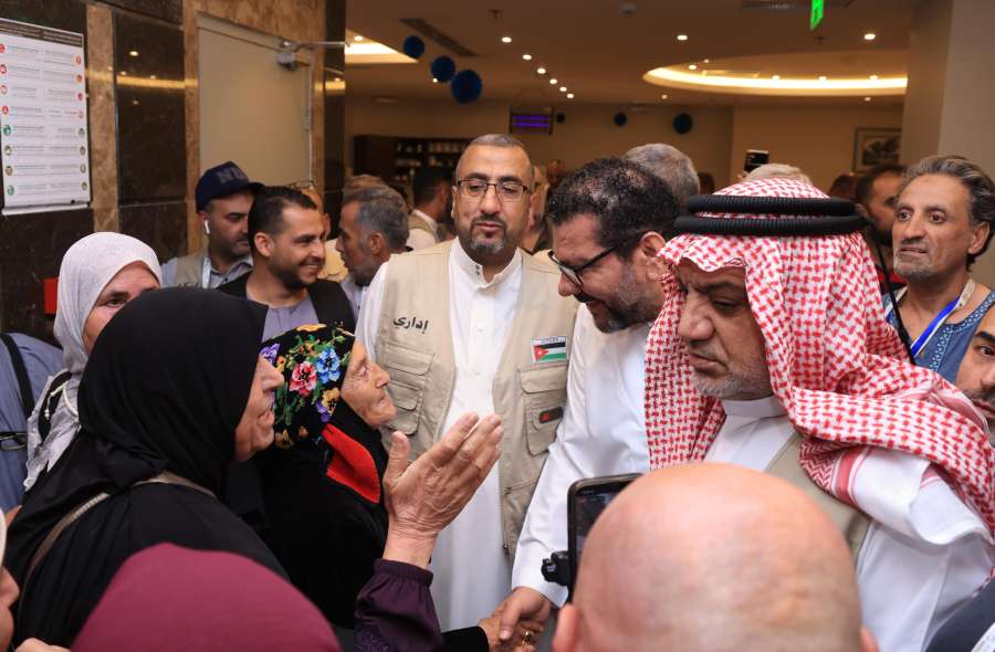 الخلايلة يتفقد الحجاج الأردنيين.. معالجة الملاحظات