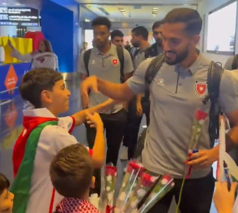 شاهد.. النشامى في مسقط (فيديو)