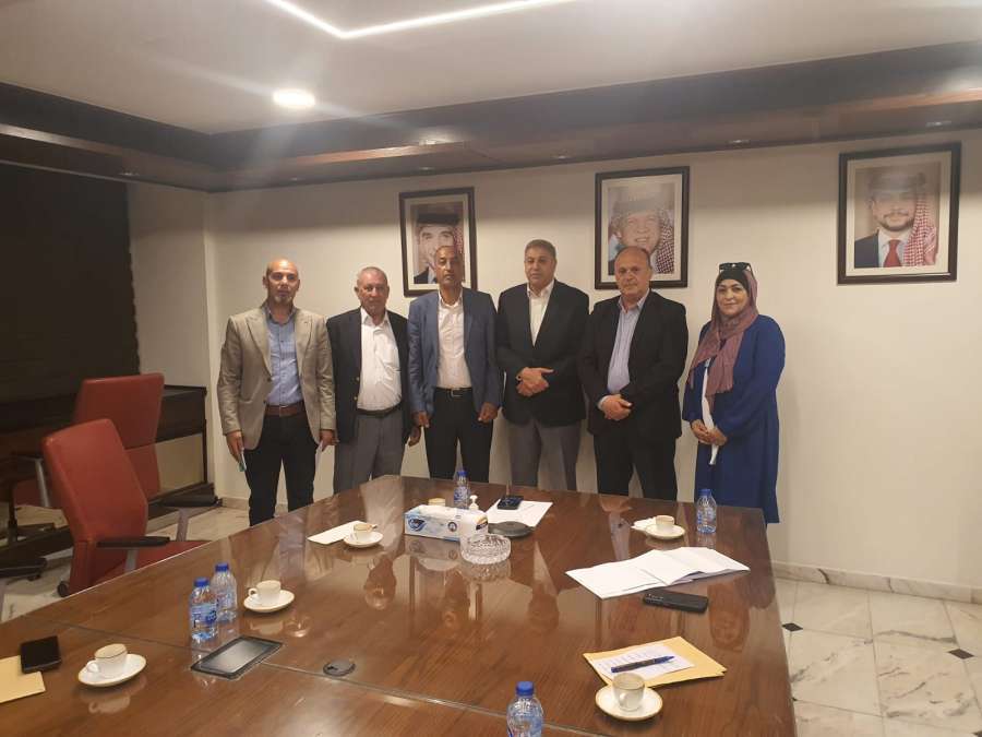 المهندس أبو هديب يبحث مع رئيس