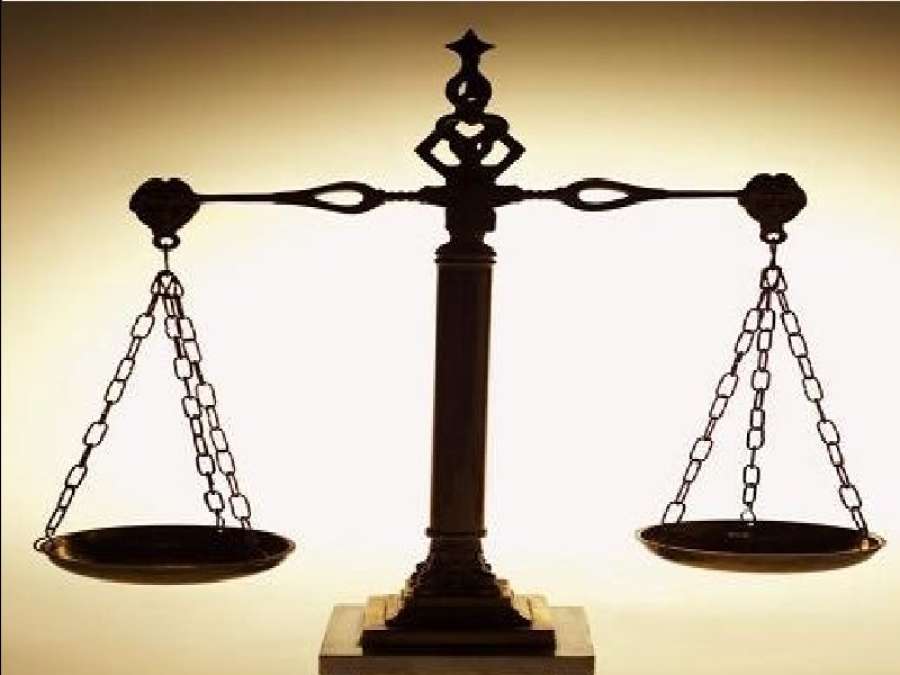 سجل بعض أملاكه بأسماء أولاده حتى