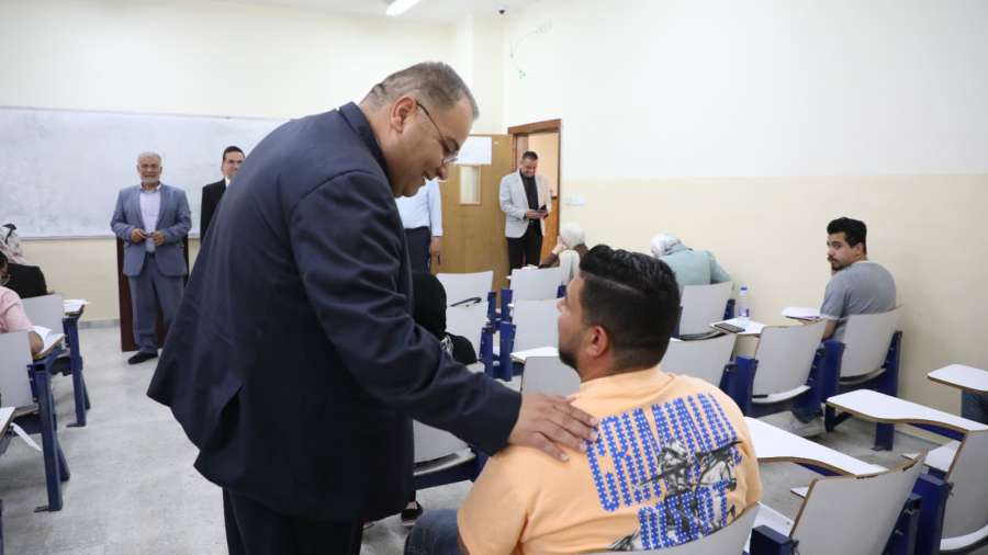 الرمحي يتفقد سير الامتحانات النهائية في