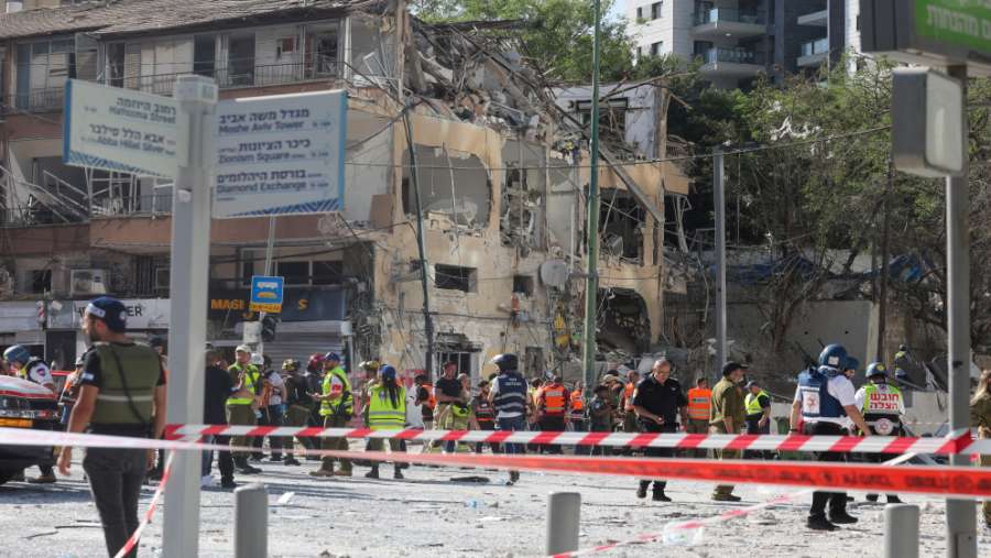 إصابة 50 شخصا على الأقل بالقصف