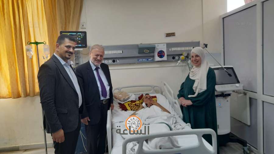 رئيس بلدية إربد يطمئن على سائق