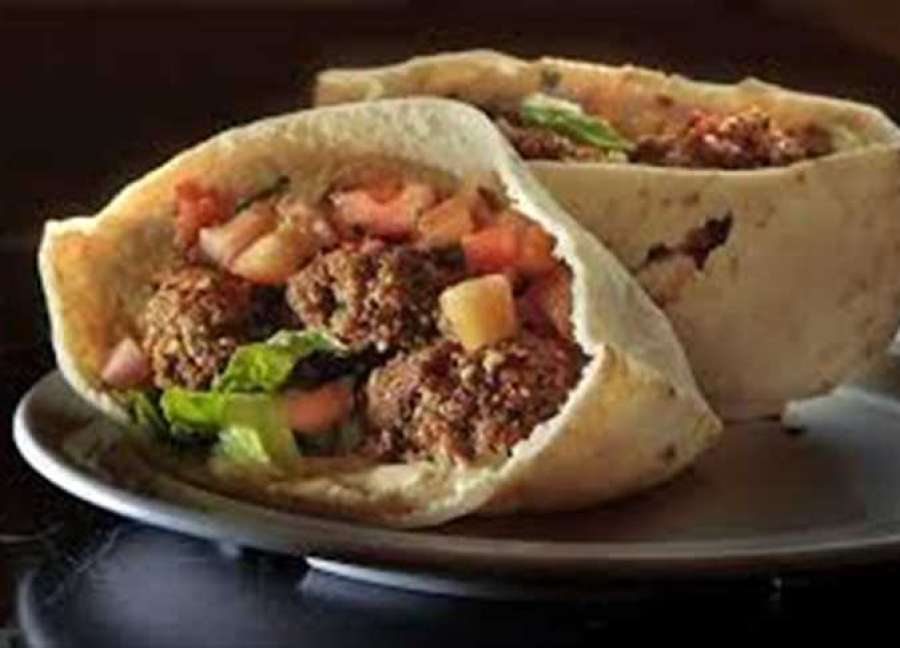 مفاجأة صحية على مائدة الإفطار.. الفول