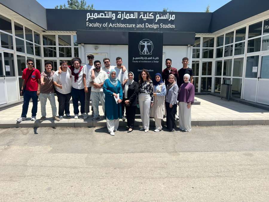 جامعة الزرقاء تشارك في تحكيم مشاريع