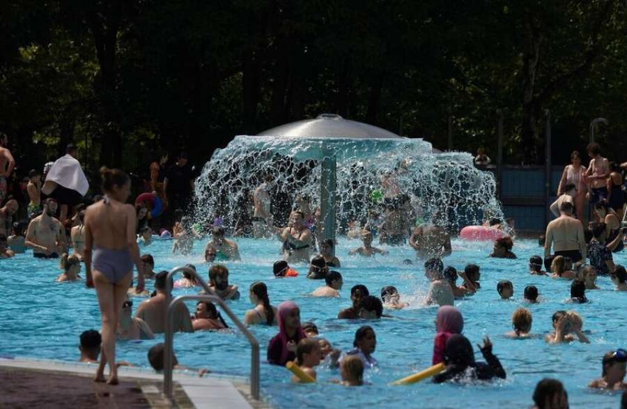 بعد حوادث مثيرة للجدل.. سويسرا تحظر