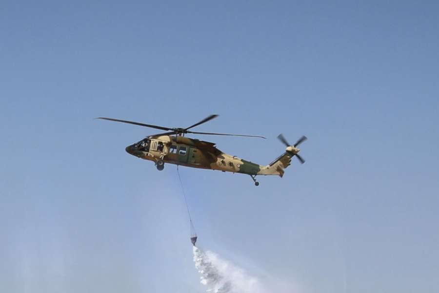 بتوجيهات ملكية.. طائرتا بلاك هوك أردنيتان