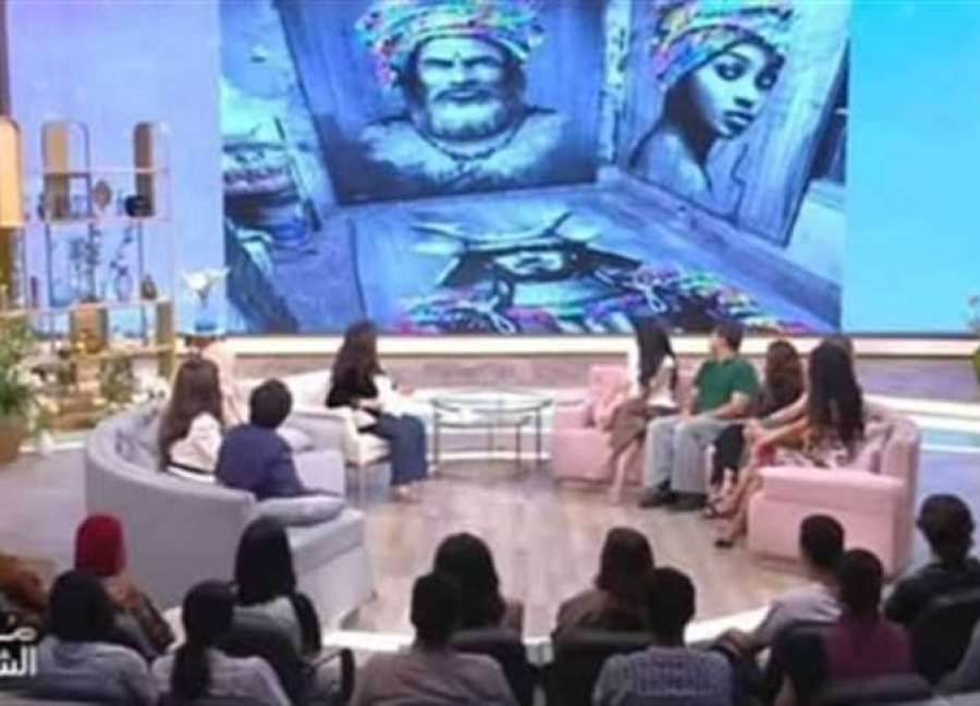 الفضيحة الفنية تكبر.. فنان فرنسي يتهم