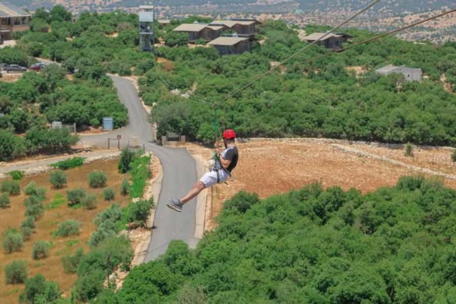 تمديد إغلاق قرية ألعاب المغامرة بمحمية