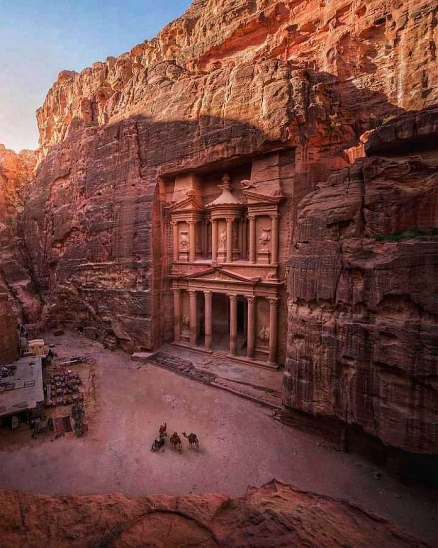 المساعدة تكتب: أعطوا البترا حقها