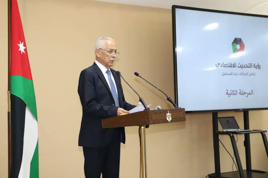 رئيس الديوان الملكي يحضر جانبا من