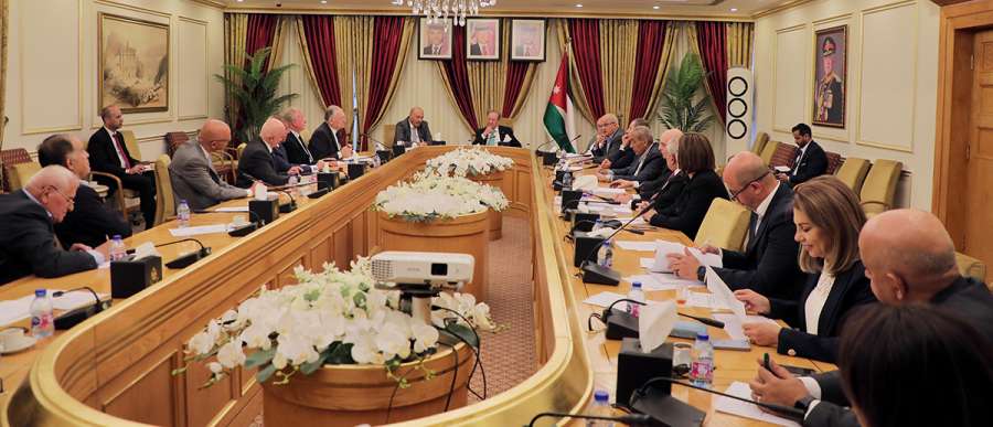 قانونية الأعيان تناقش التقرير السنوي لهيئة