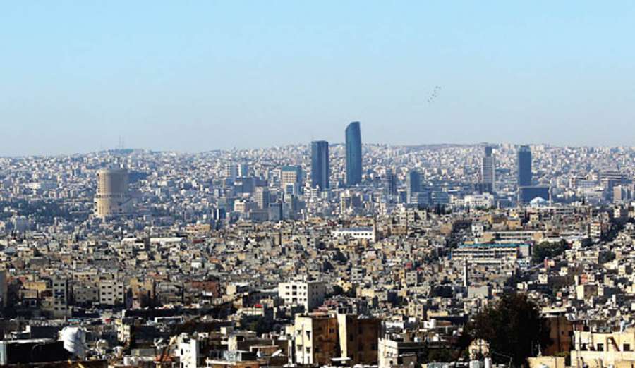 الأردن يتأثر بكتلة هوائية حارة وجافة