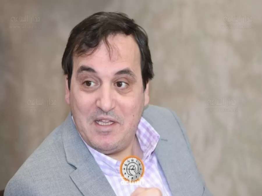 البكم الأزرق على المدرج الجنوبي.. (الله