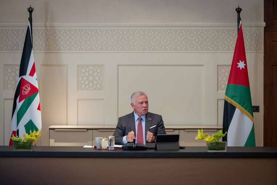 نقيب الصحفيين: الملك وضع الإعلاميين أمام