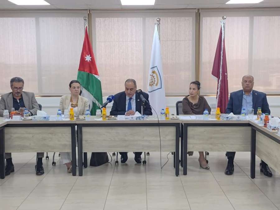 اتحاد العمال يطلق موقعه الإلكتروني.. ويعرض