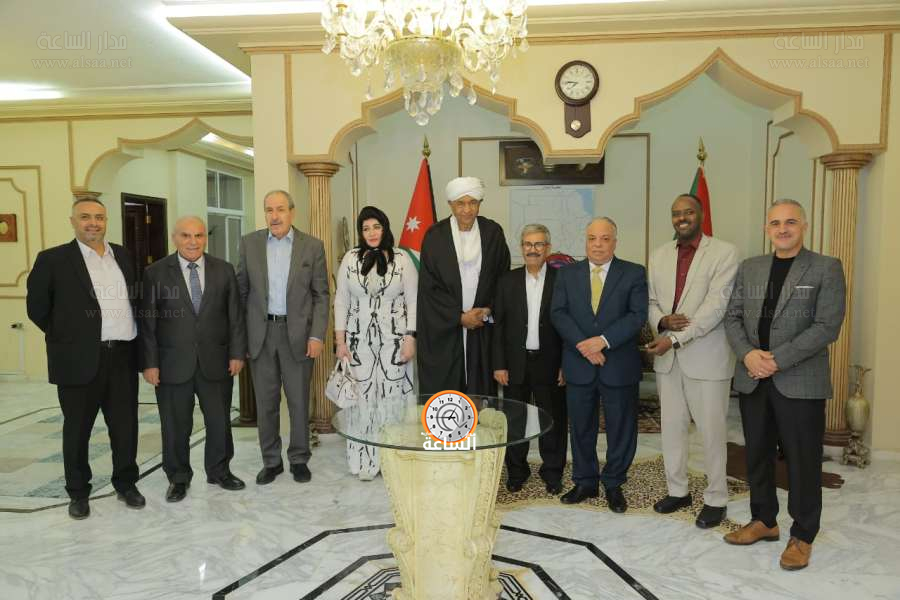 السفير سوار الذهب يستضيف صحفيين أردنيين