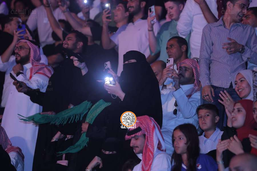 صور لم تشاهدوها من حفل خالد