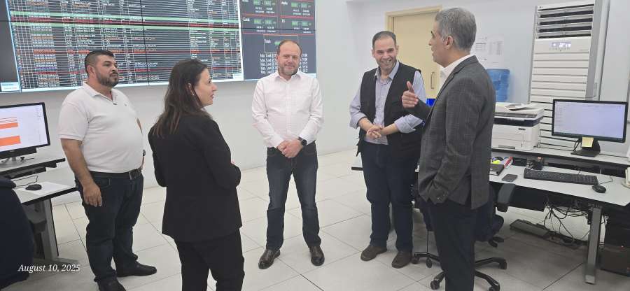 697 ميجا واط الحمل الأقصى لشركة