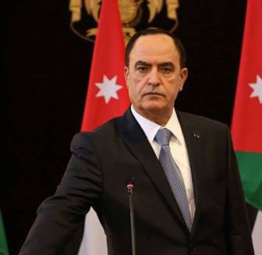 المعايطة يهنئ العين جمال الصرايرة بعيد