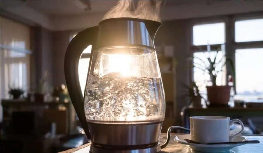 هل يجب تفريغ غلاية الماء في