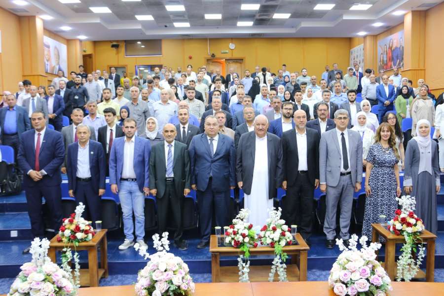 الدكتور محمود أبو شعيرة يكرم أبناء