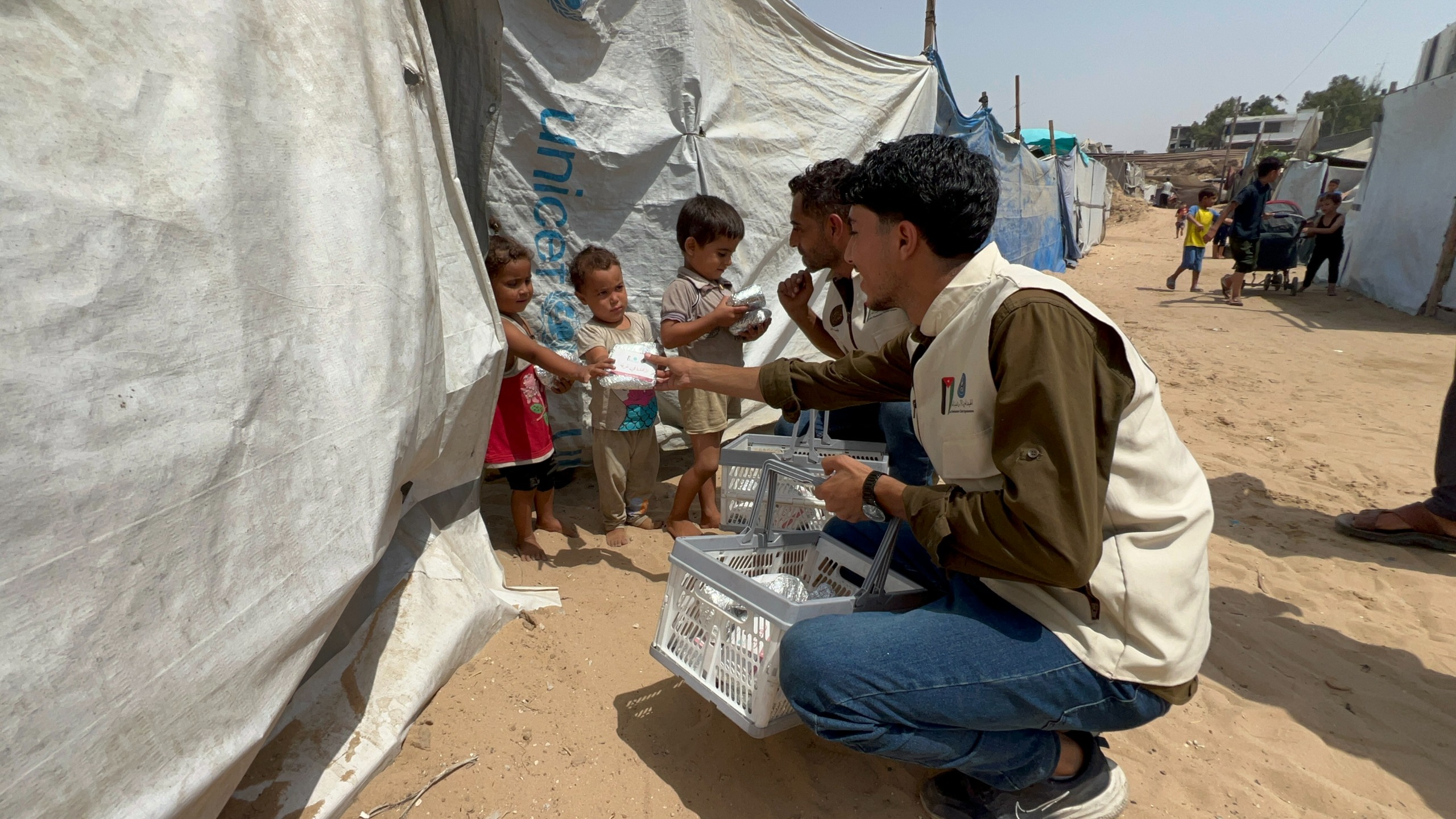 مشروع التكايا الأردني بغزة قدم نحو