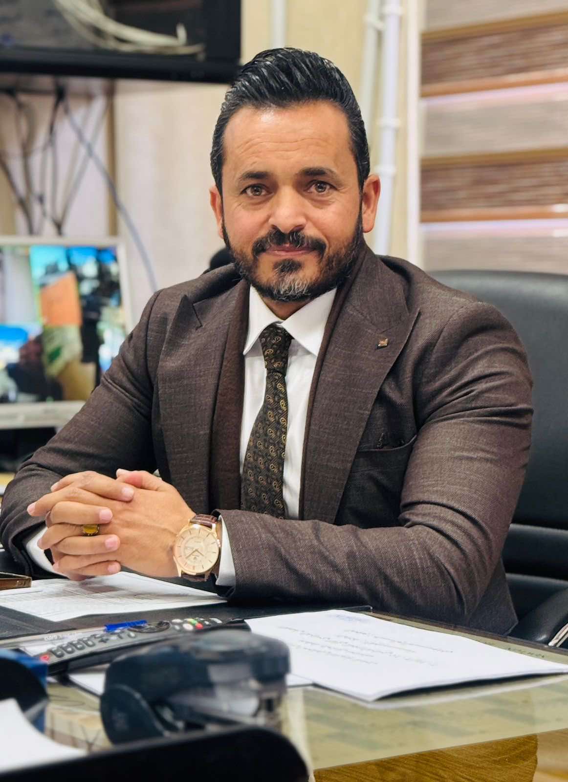 المهيرات يكتب: سمو الأمير المفدى يقدم