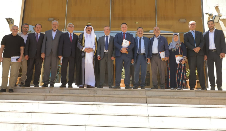 العمل النيابية تزور دائرة الأحوال المدنية