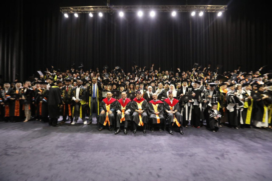 مدير الأمن العام يرعى حفل تخريج