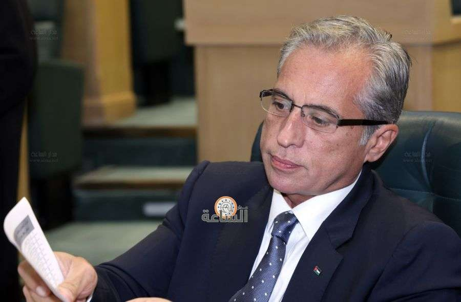 حسان يتسلم التقرير السنوي الحادي والعشرين