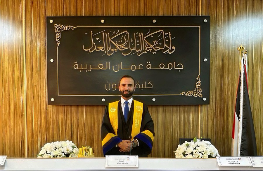 الصحفي يزيد كنعان يتلقى التهاني بنجاح