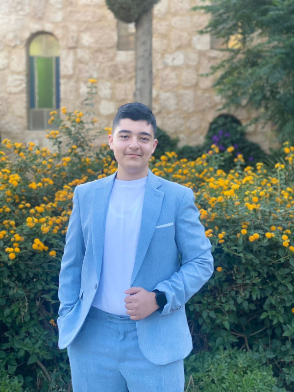 عون محمد الروسان.. مبارك النجاح