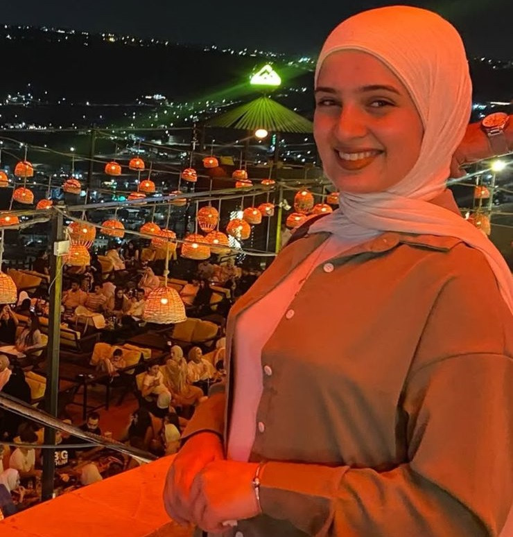 غزل علي الدردساوي.. مبارك النجاح