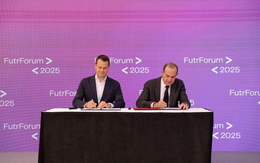 على هامش منتدى المستقبل 2025.. توقيع
