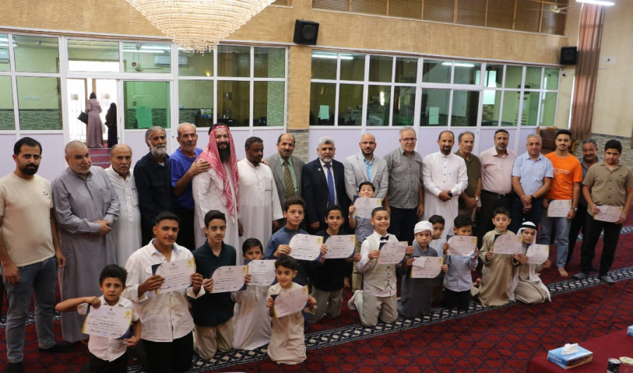 جامعة الزرقاء تكرّم طلبة المركز الصيفي