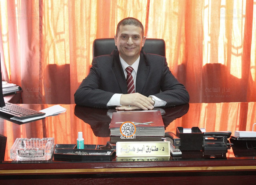 الدكتور طارق ابوهزيم.. مبارك العمادة