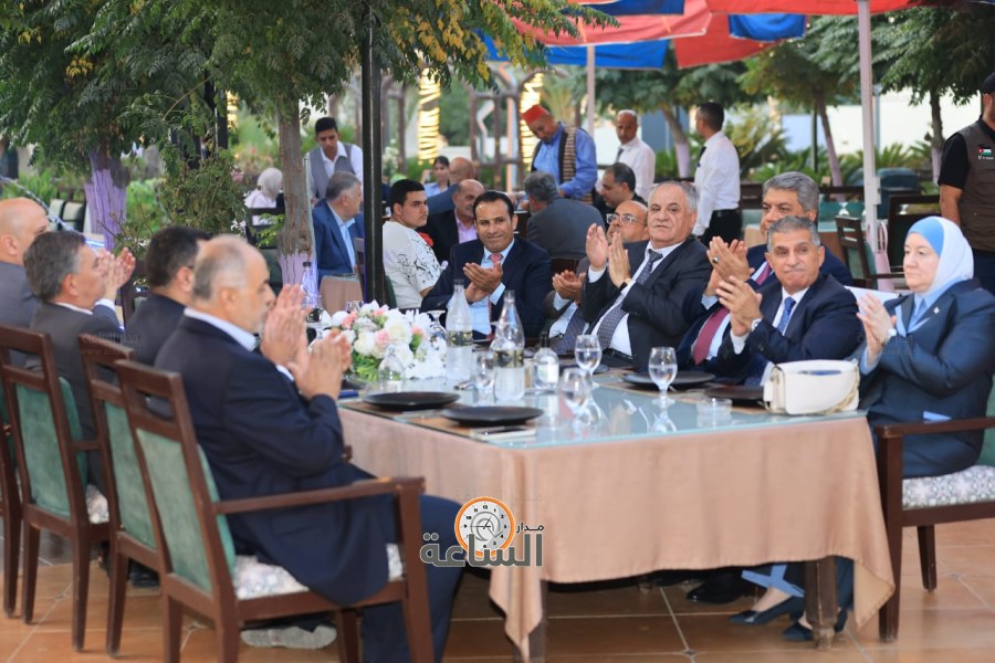 العجارمة يرعى حفل نيفرتيتي لتكريم أوائل