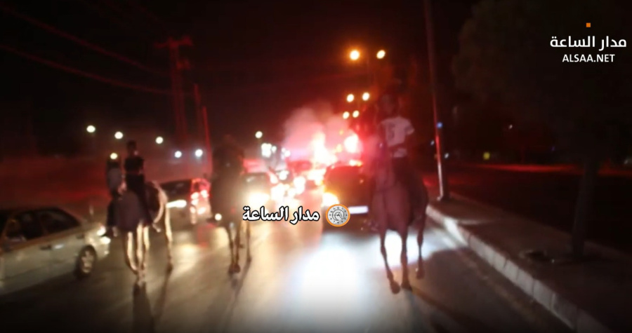 بموكب مركبات وخيول.. عشائر الدبايبة تزف